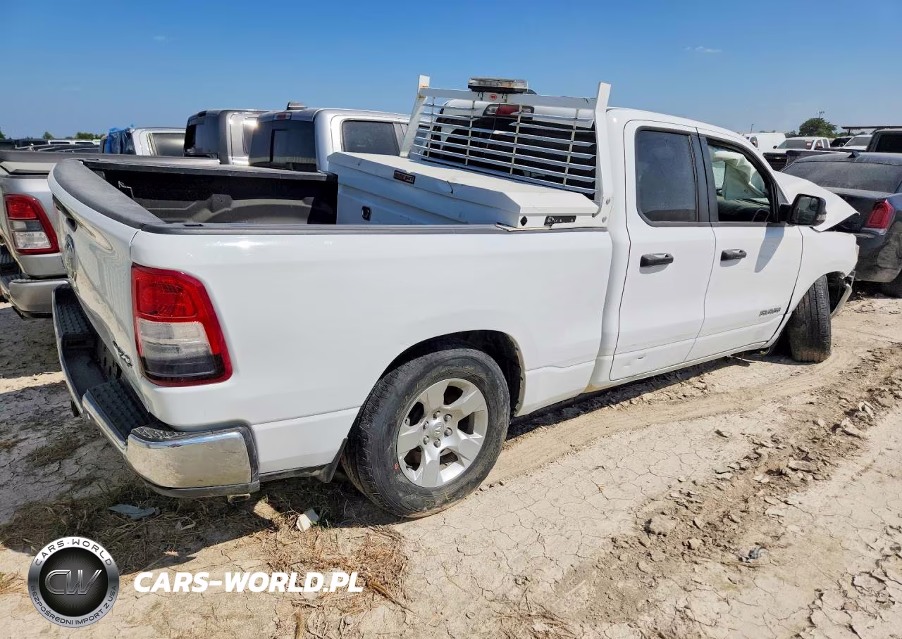 2023 Ram 1500 Big Horn-Lone Star VIN:1C6RRFBG3PN634241 - 3