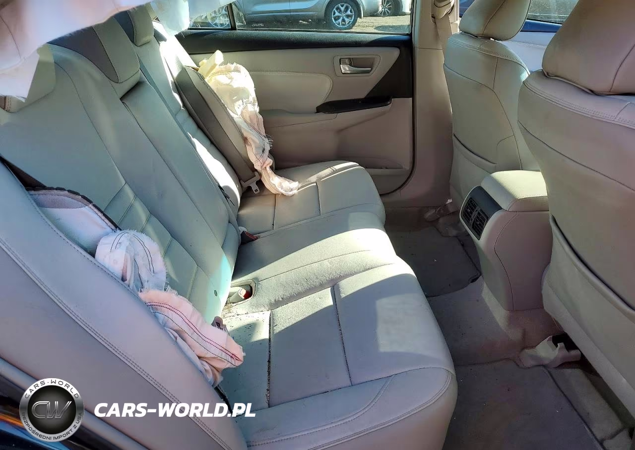 2015 Toyota Camry Xle VIN:4T4BF1FK5FR496129 - 10