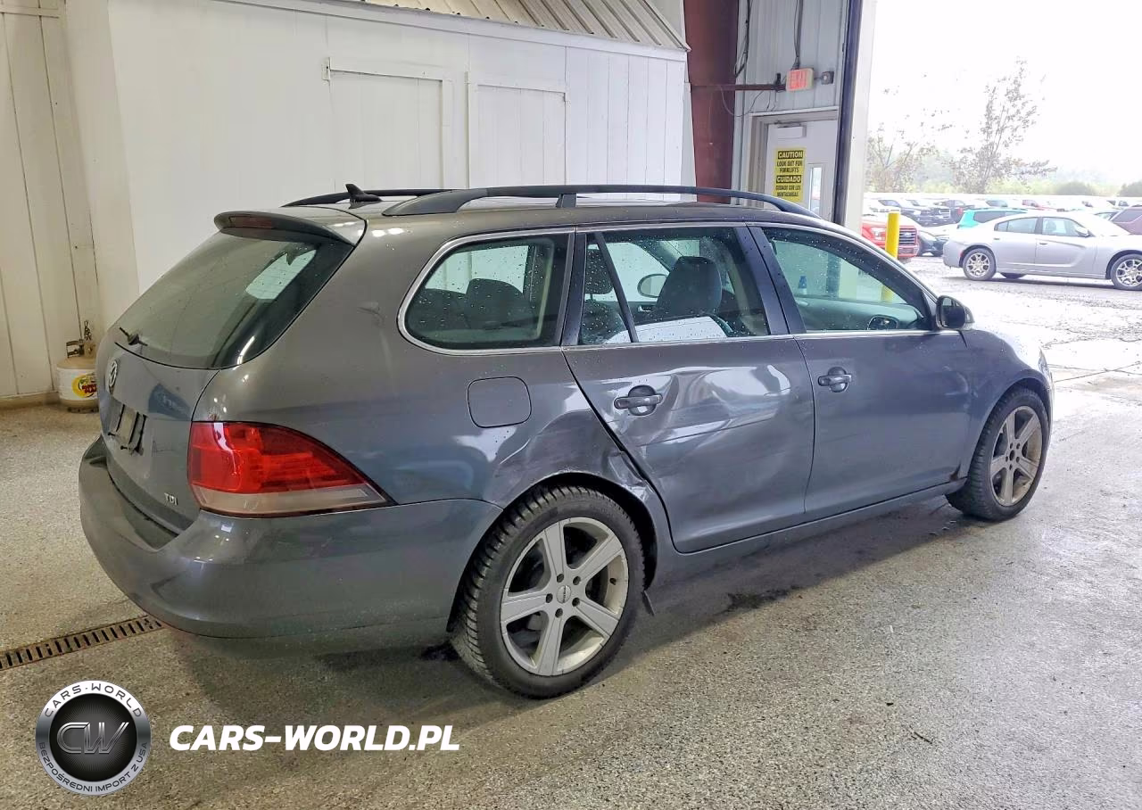 2011 Volkswagen Jetta Tdi VIN:3VWPL7AJXBM631924 - 3