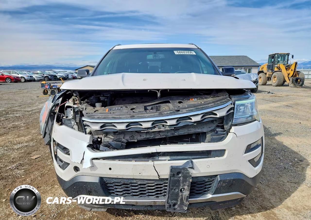 2017 Ford Explorer Xlt VIN:1FM5K8D80HGA62480 - 5