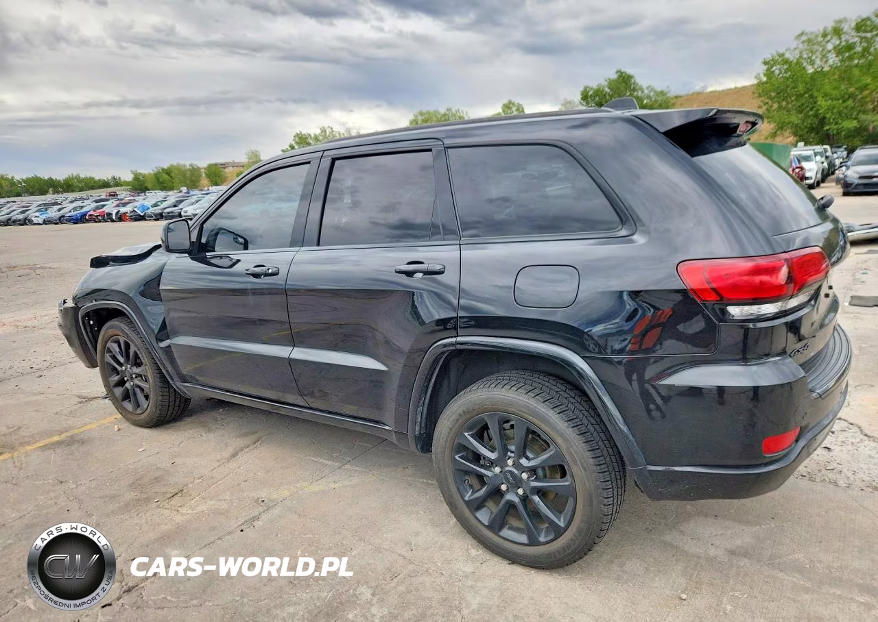 2018 Jeep Grand Cherokee Laredo VIN:1C4RJFAG4JC190288 - 2