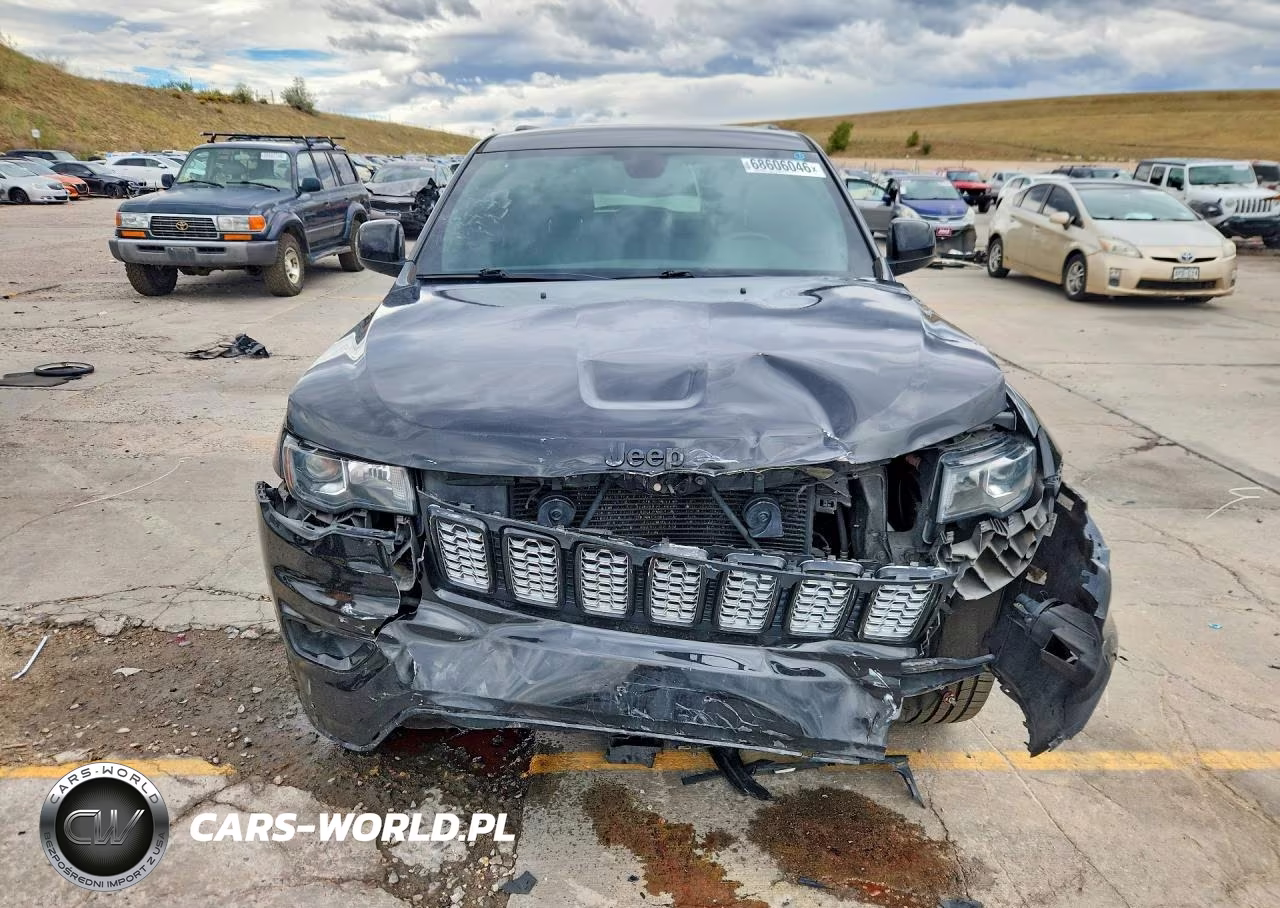 2018 Jeep Grand Cherokee Laredo VIN:1C4RJFAG4JC190288 - 5