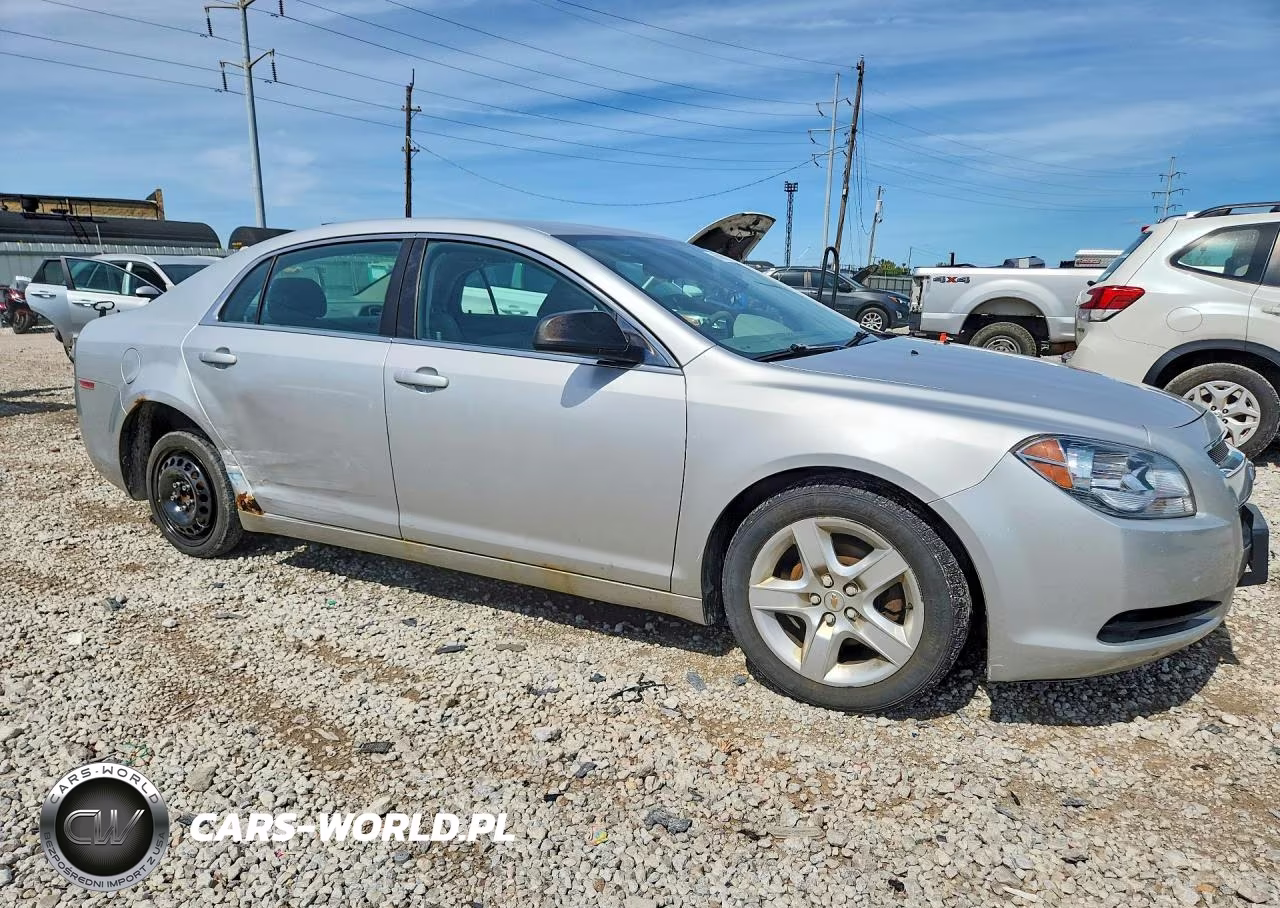 2011 Chevrolet Malibu Ls VIN:1G1ZB5E10BF238603 - 4