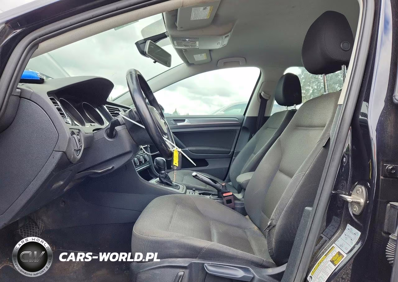 2018 Volkswagen Golf S VIN:3VWG17AU4JM251816 - 7