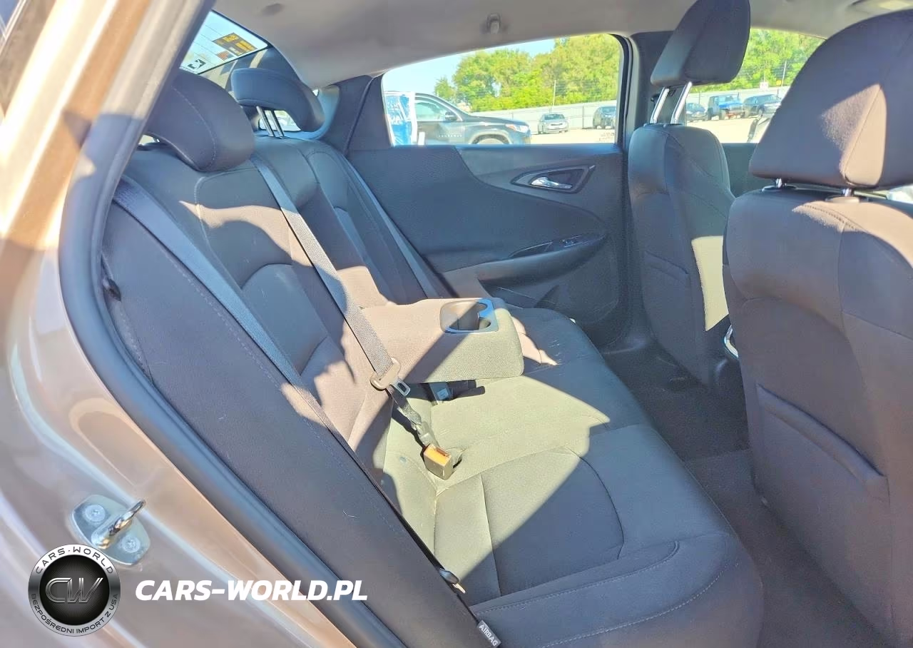 2018 Chevrolet Malibu Lt VIN:1G1ZD5ST0JF162590 - 10