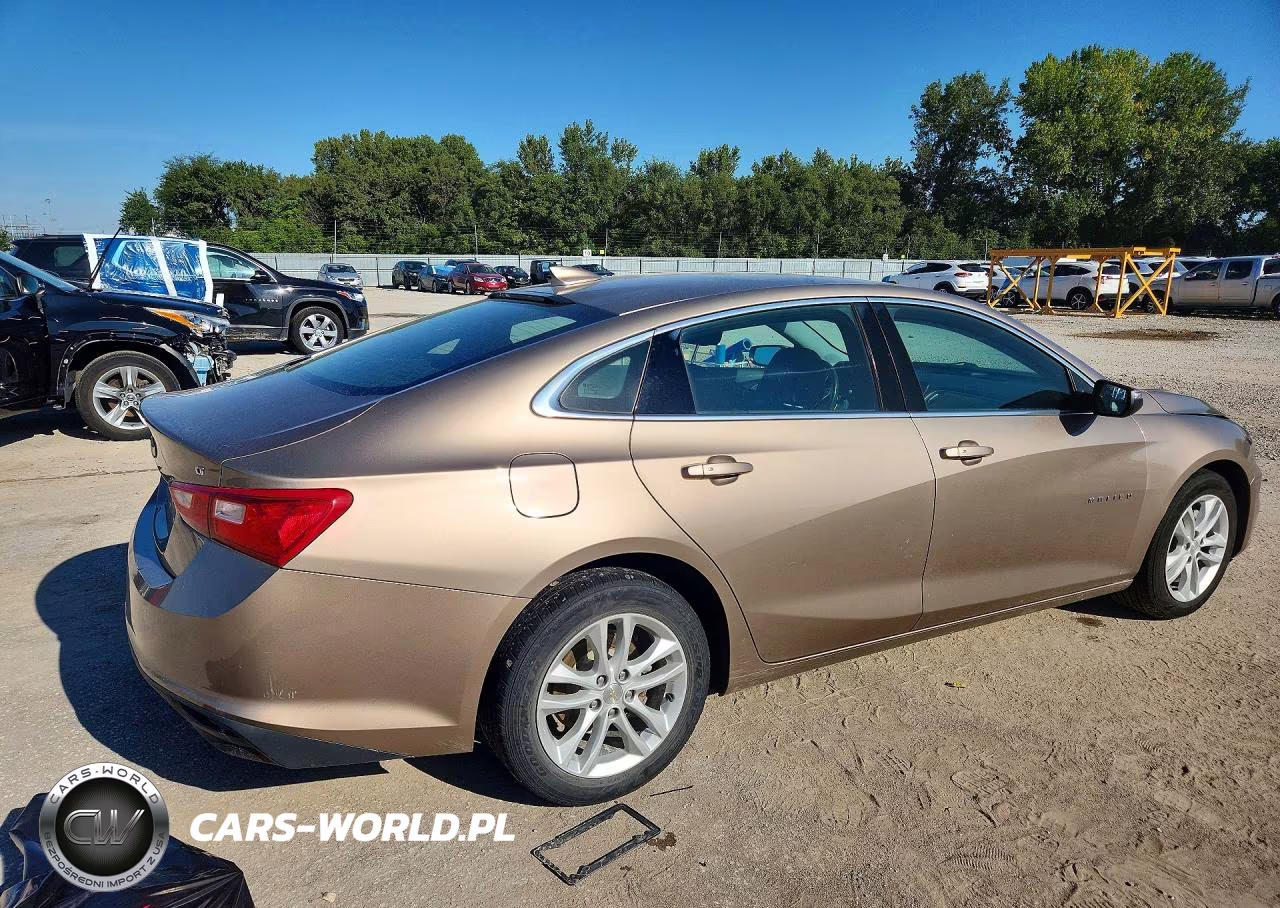 2018 Chevrolet Malibu Lt VIN:1G1ZD5ST0JF162590 - 3