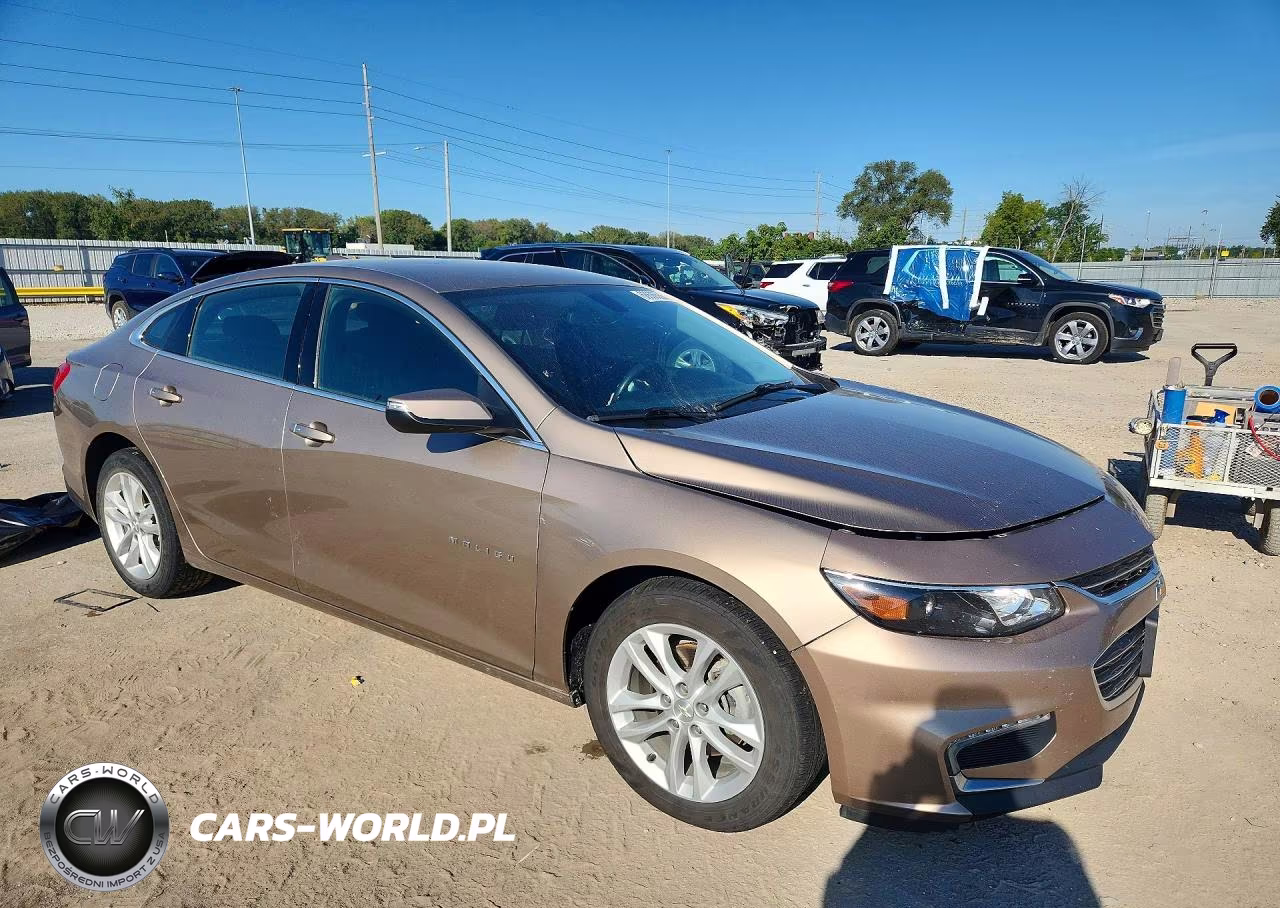 2018 Chevrolet Malibu Lt VIN:1G1ZD5ST0JF162590 - 4