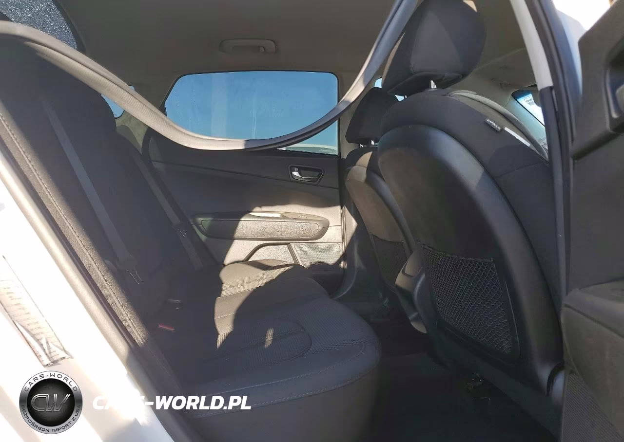 2020 Kia Optima Lx VIN:5XXGT4L32LG381498 - 10