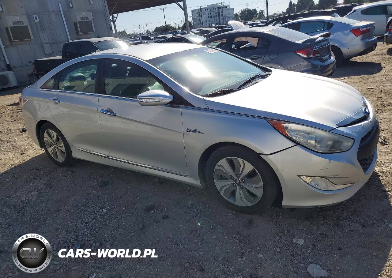 2013 Hyundai Sonata Hybrid VIN:KMHEC4A40DA098092 - 4