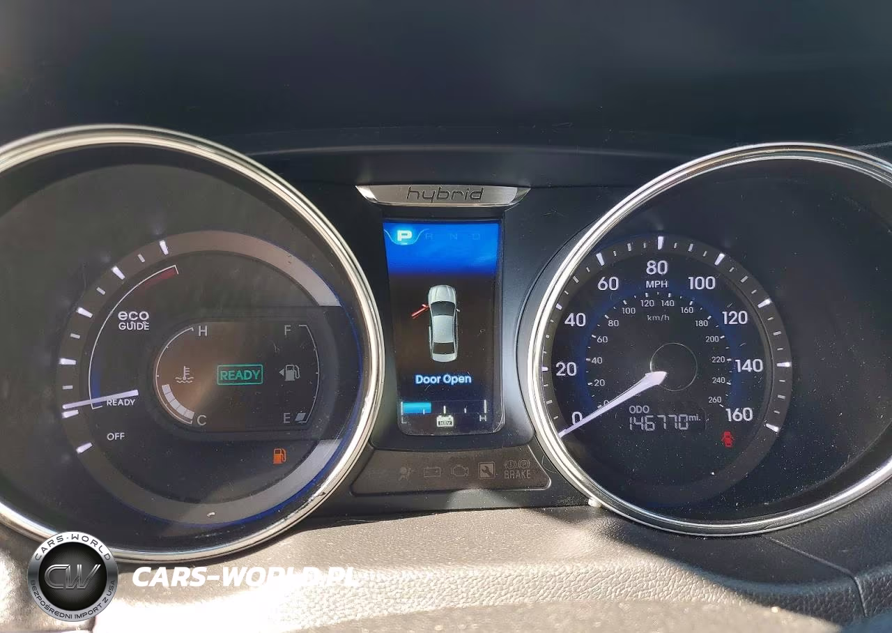 2013 Hyundai Sonata Hybrid VIN:KMHEC4A40DA098092 - 9