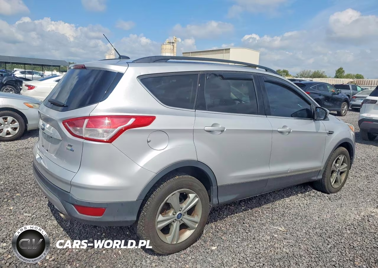 2015 Ford Escape Se VIN:1FMCU9GX8FUB61623 - 3