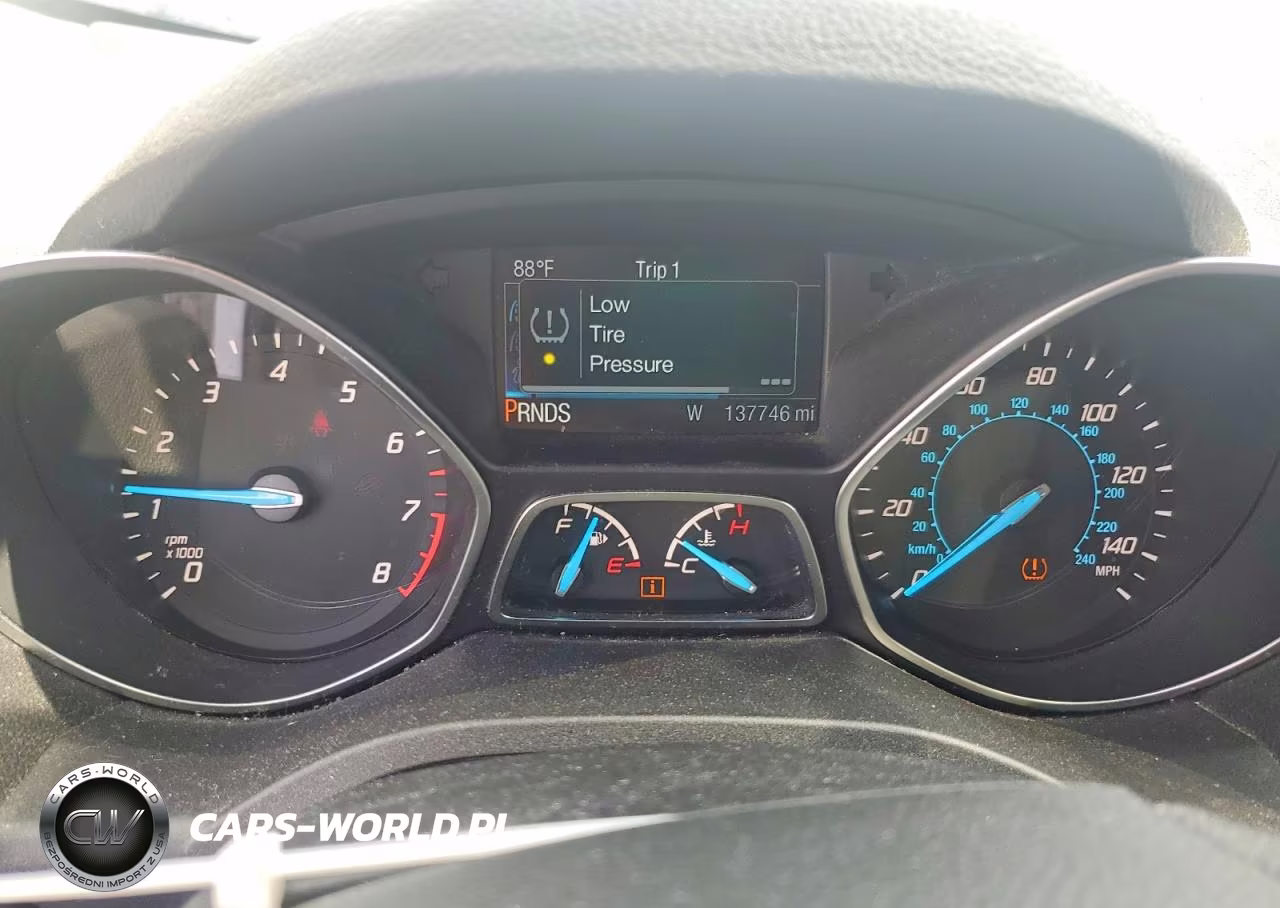2015 Ford Escape Se VIN:1FMCU9GX8FUB61623 - 9