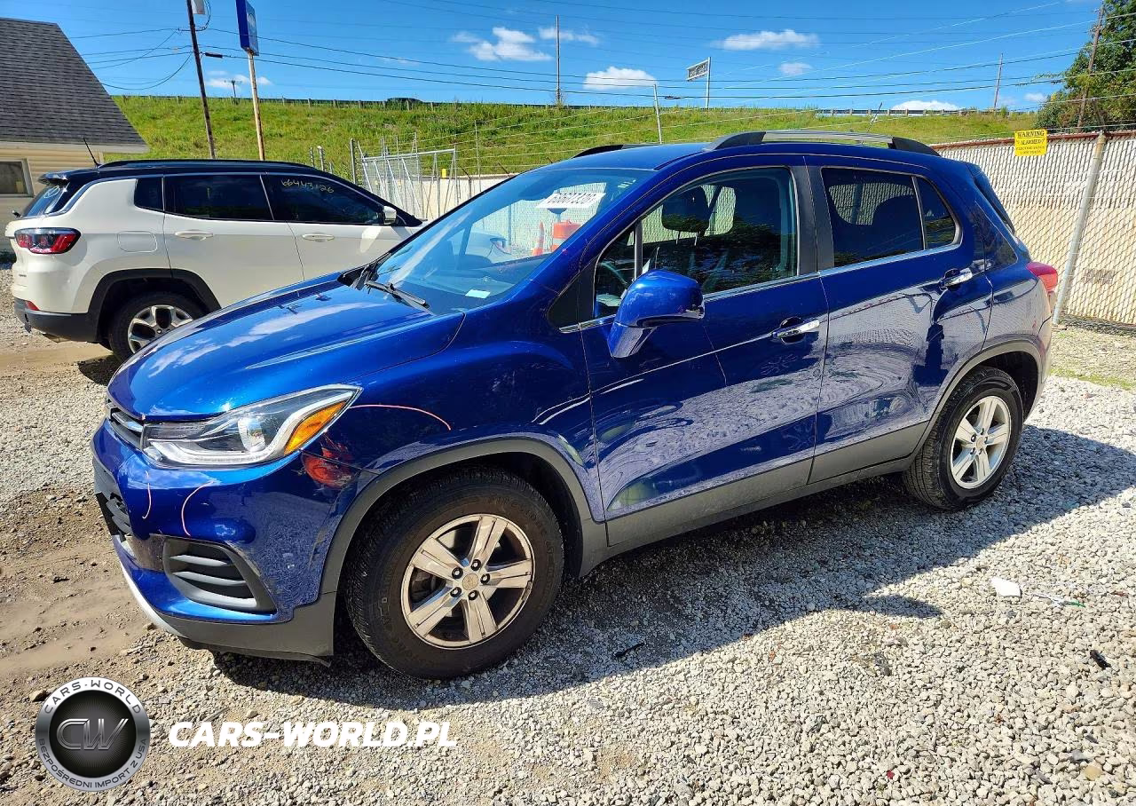 2017 Chevrolet Trax 1Lt VIN:3GNCJLSB0HL190379 - 1