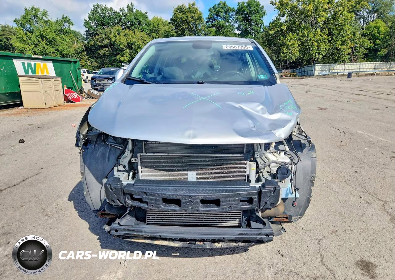2019 Chevrolet Trax Ls VIN:3GNCJNSB9KL379907 - 5