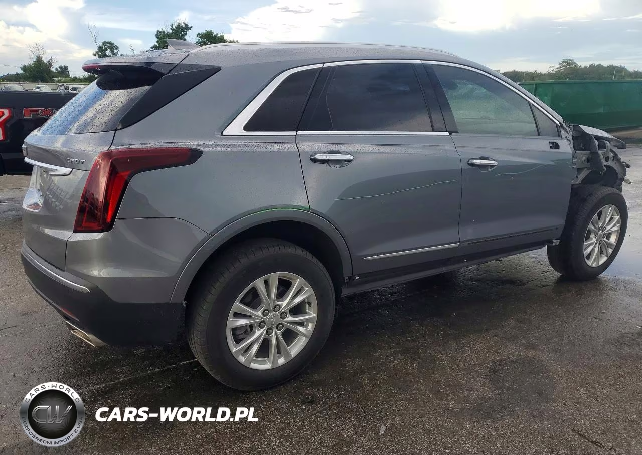 2022 Cadillac Xt5 Luxury VIN:1GYKNAR42NZ149805 - 3