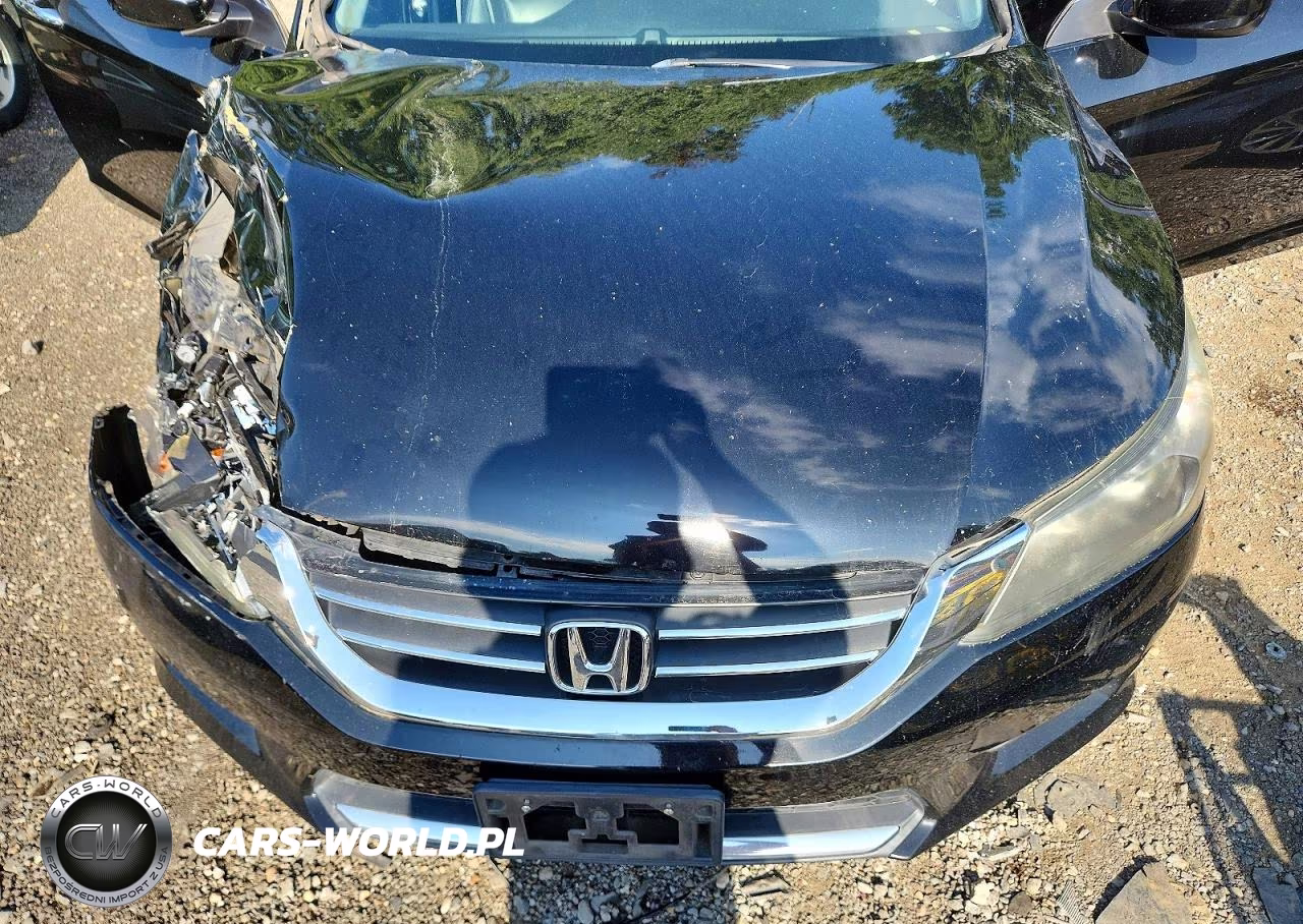 2015 Honda Accord Sport VIN:1HGCR2F50FA165827 - 11