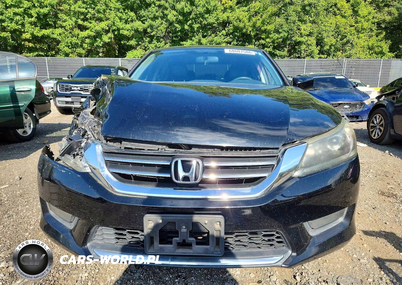 2015 Honda Accord Sport VIN:1HGCR2F50FA165827 - 5