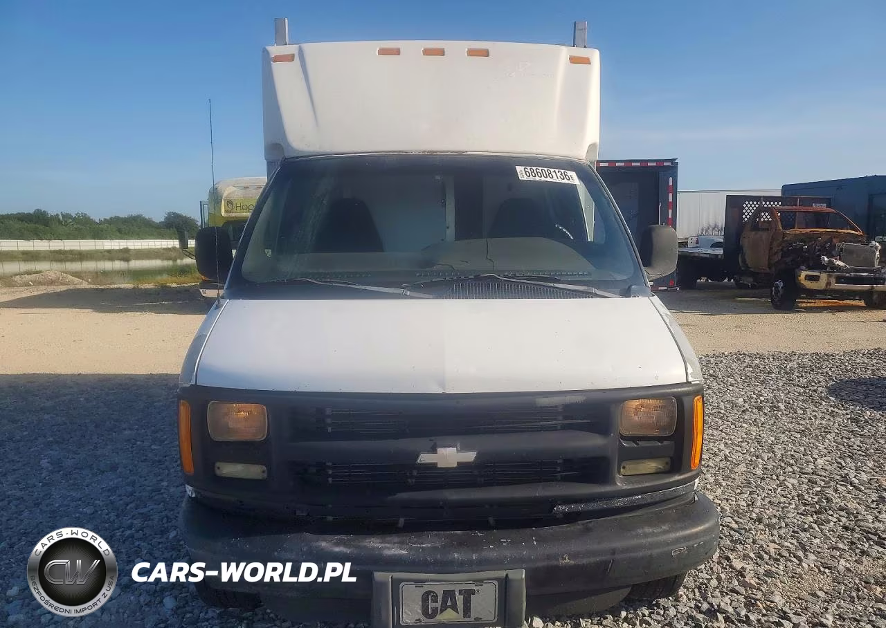 2002 Chevrolet Express G3500 VIN:1GBHG31R821203345 - 5