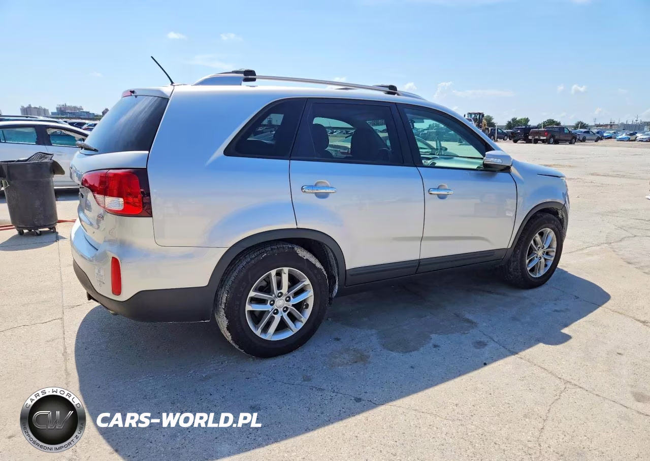 2014 Kia Sorento Lx VIN:5XYKT4A78EG444215 - 3