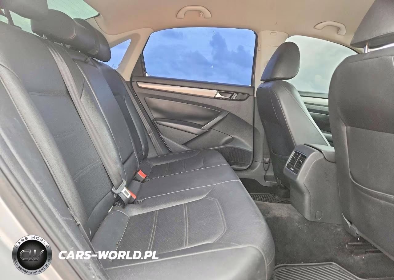 2014 Volkswagen Passat Se VIN:1VWBS7A32EC060529 - 10