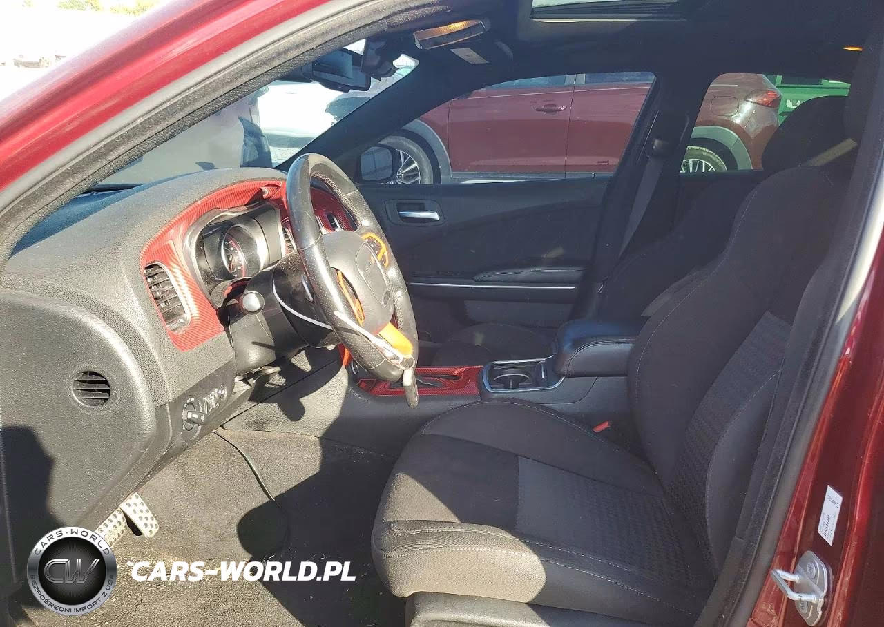 2019 Dodge Charger R-T VIN:2C3CDXCT7KH729843 - 7