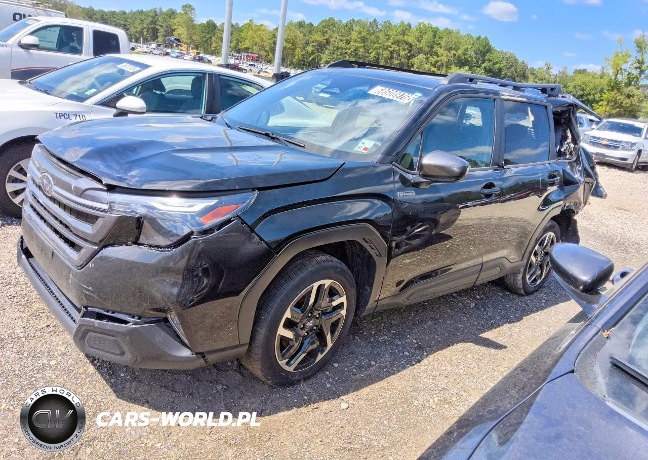 2025 Subaru Forester Premium