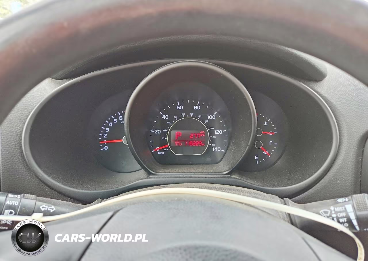 2015 Kia Soul + VIN:KNDJP3A59F7781502 - 9