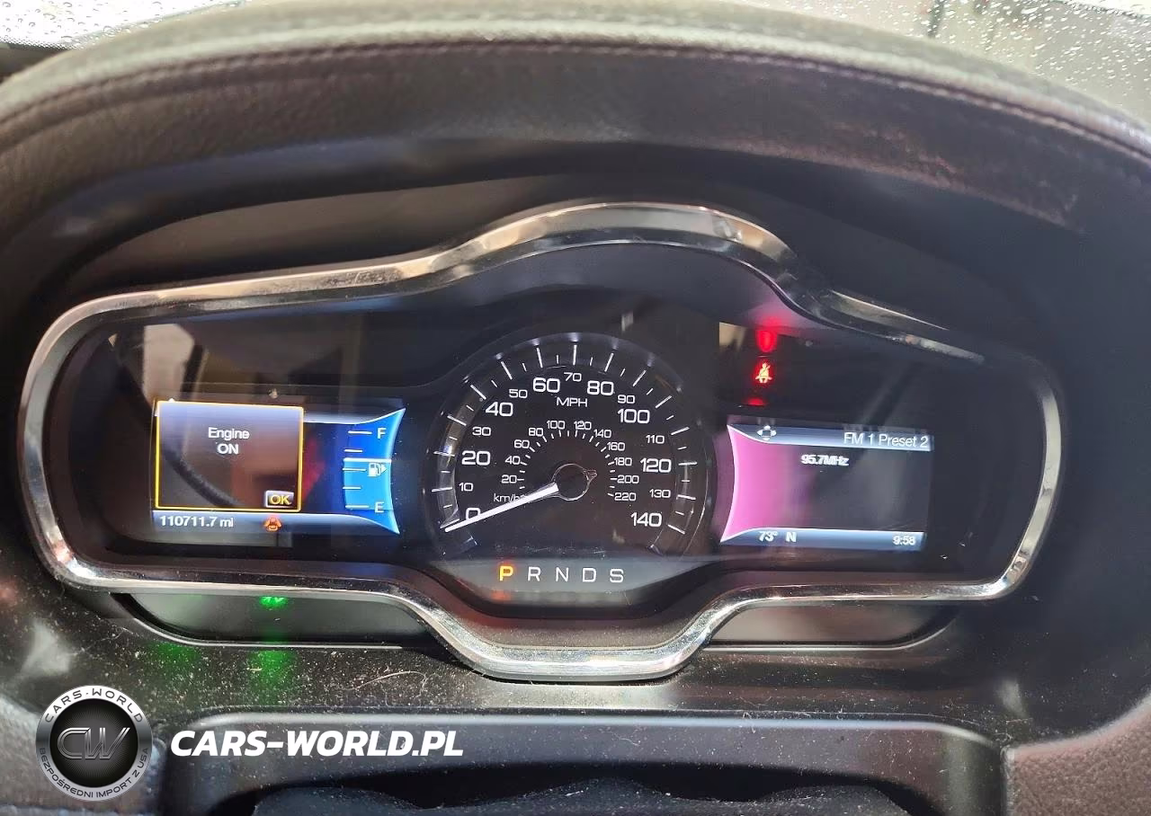 2018 Lincoln Mkt VIN:2LMHJ5AT3JBL00038 - 9