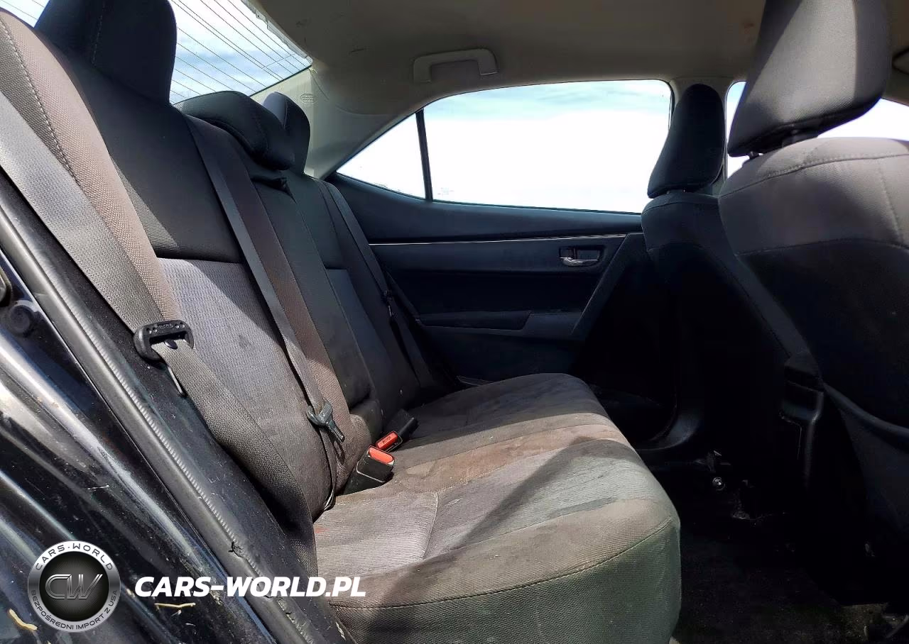 2017 Toyota Corolla Le VIN:5YFBURHE9HP622096 - 10