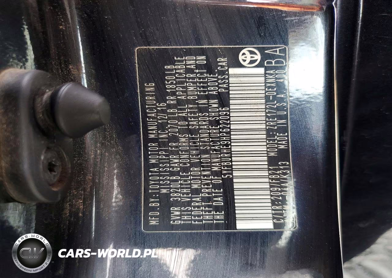 2017 Toyota Corolla Le VIN:5YFBURHE9HP622096 - 12