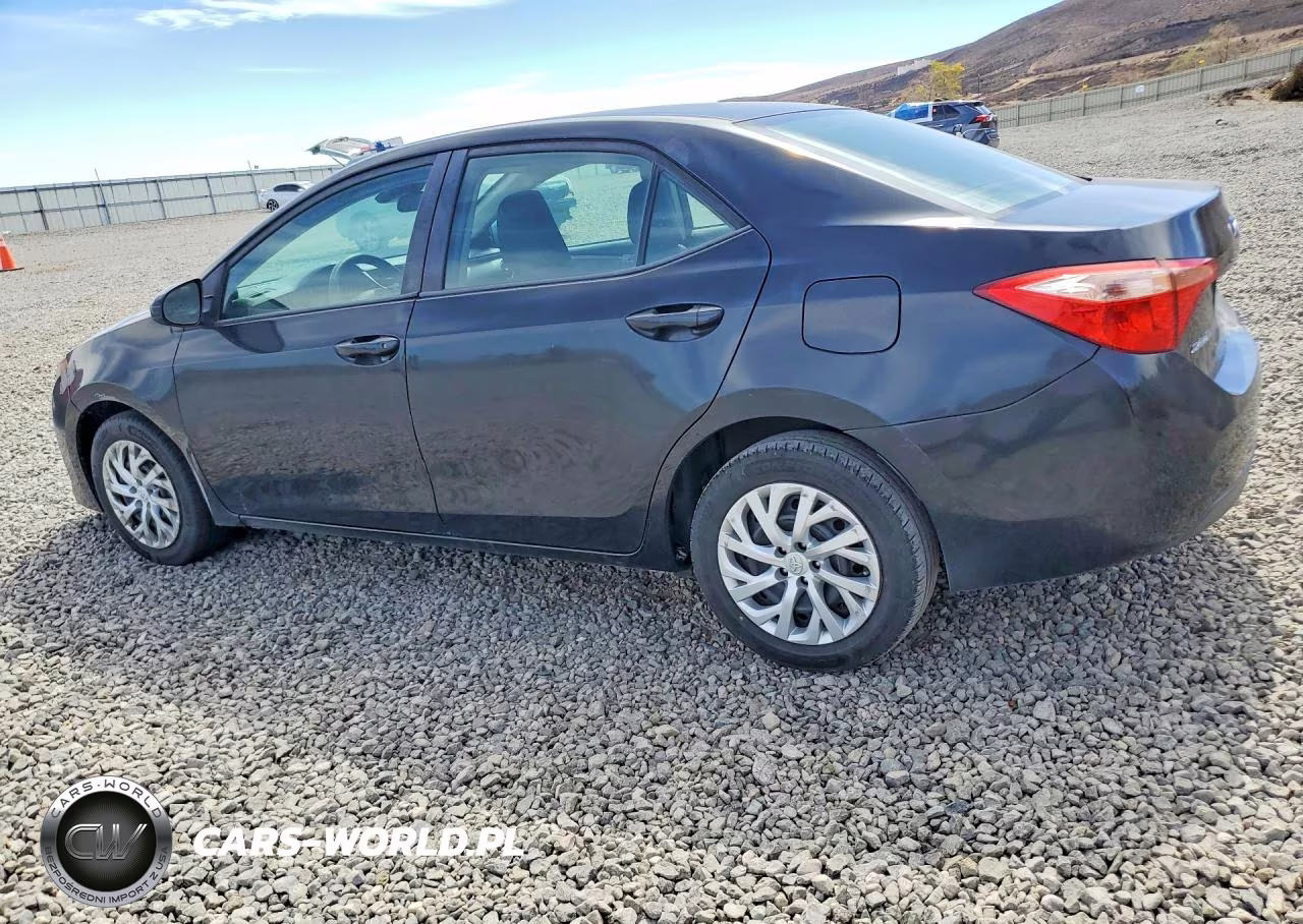 2017 Toyota Corolla Le VIN:5YFBURHE9HP622096 - 2