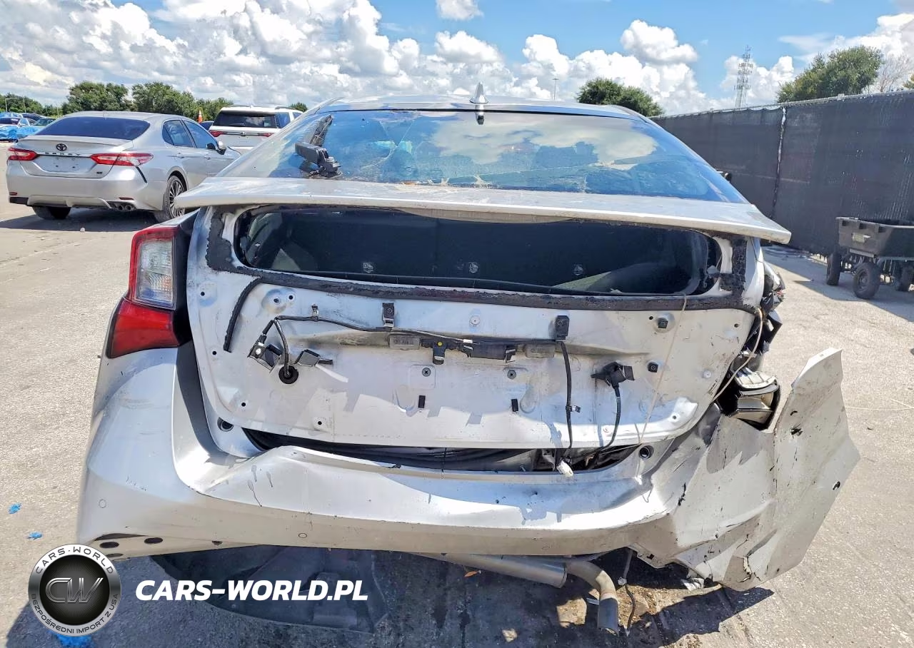 2019 Toyota Prius Le VIN:JTDKARFU3K3078228 - 6