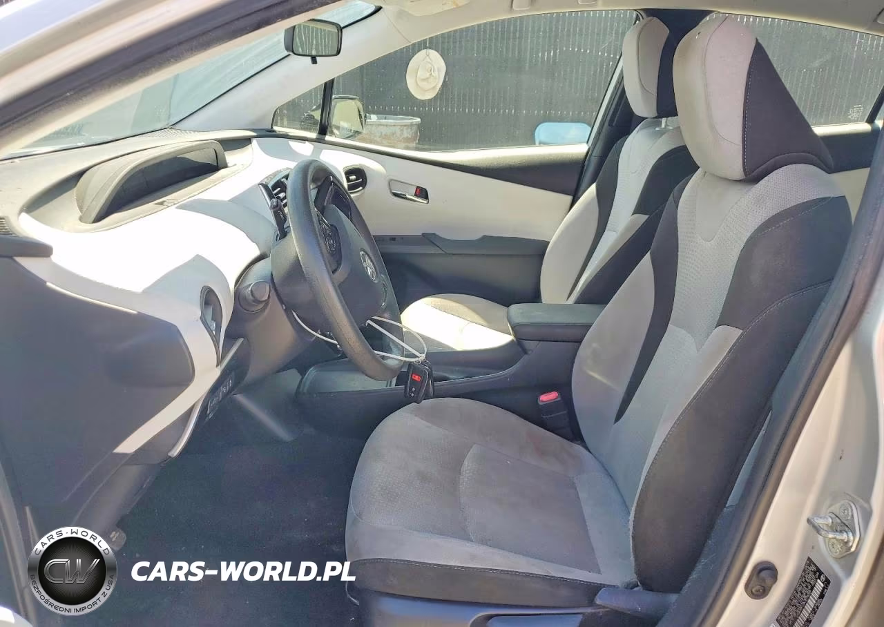 2019 Toyota Prius Le VIN:JTDKARFU3K3078228 - 7