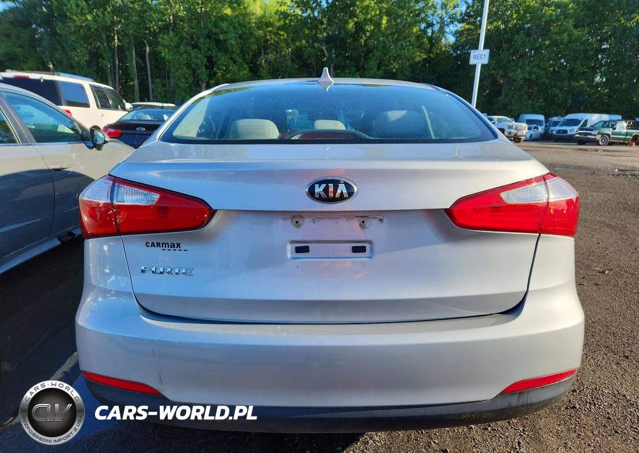 2015 Kia Forte Lx VIN:KNAFX4A62F5362579 - 6