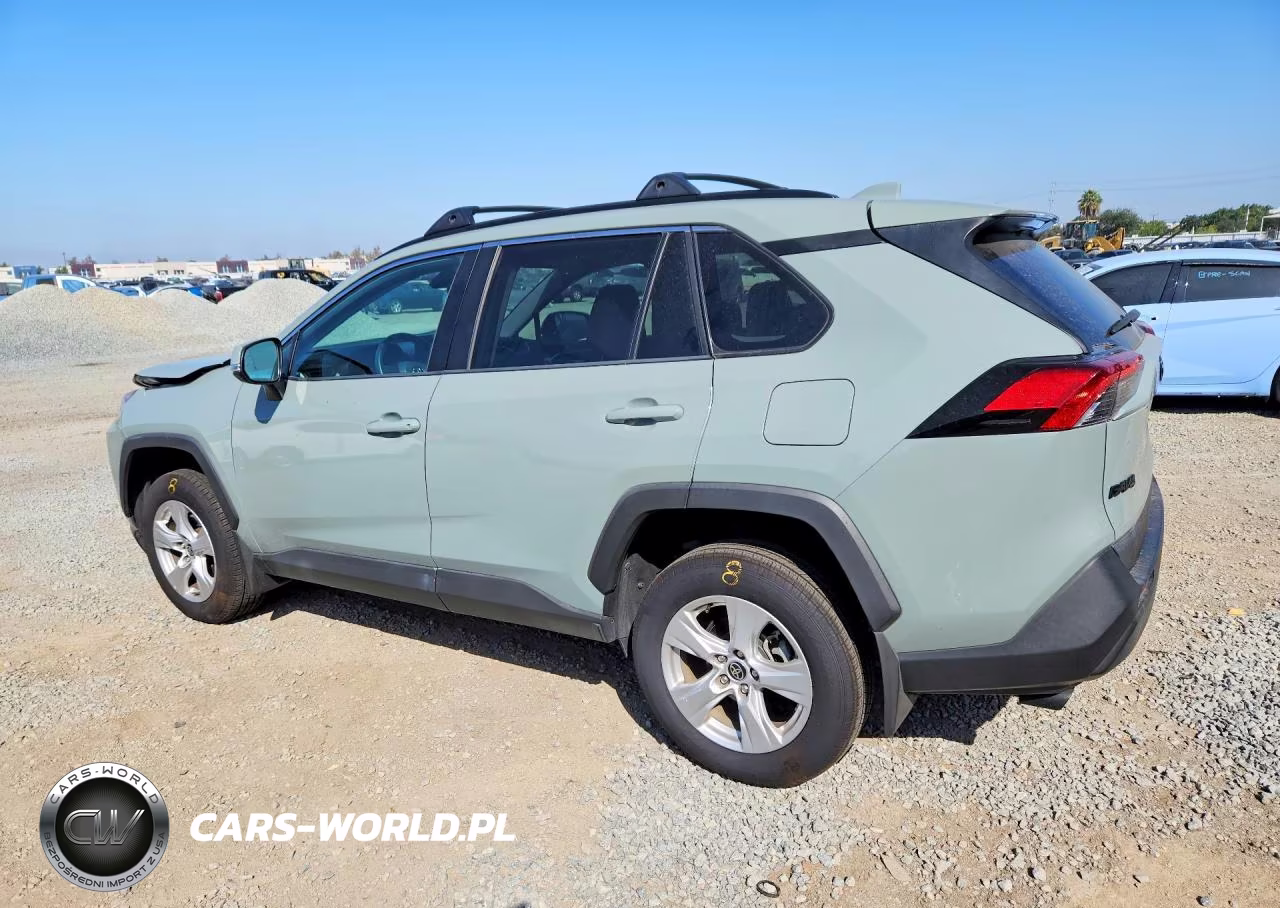 2021 Toyota Rav4 Xle VIN:2T3W1RFV1MW161215 - 2