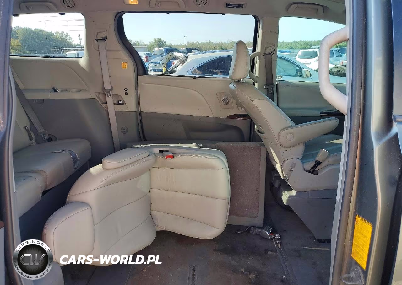 2013 Toyota Sienna Xle 8-Passenger VIN:5TDYK3DC2DS379900 - 11