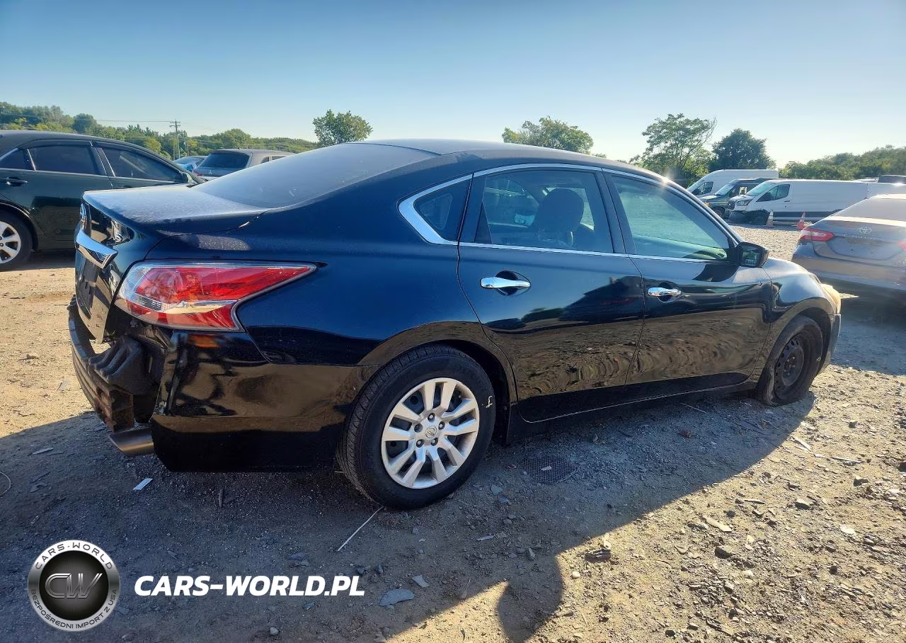 2015 Nissan Altima 2.5 S VIN:1N4AL3AP7FC118472 - 3