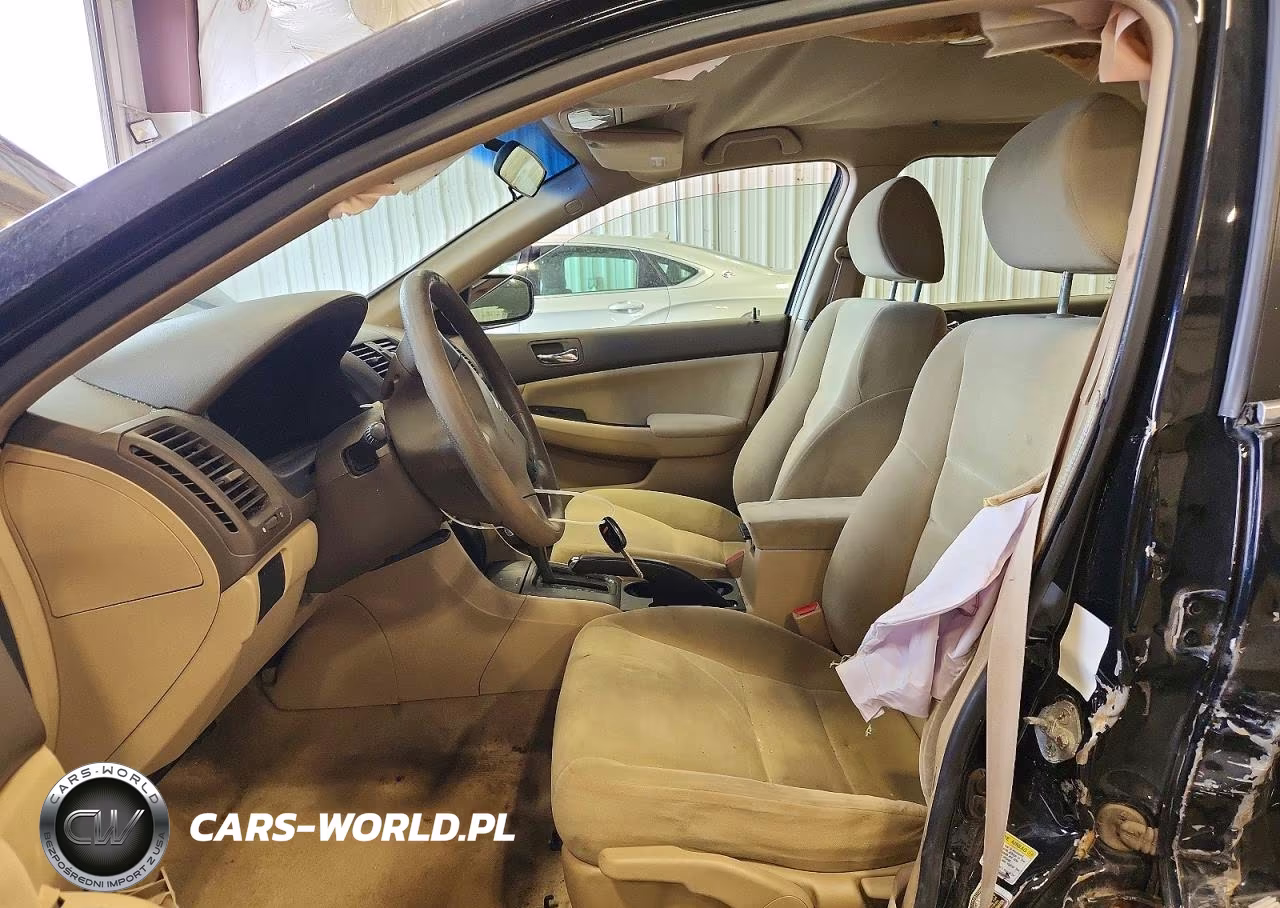 2007 Honda Accord Lx VIN:1HGCM56417A135101 - 7