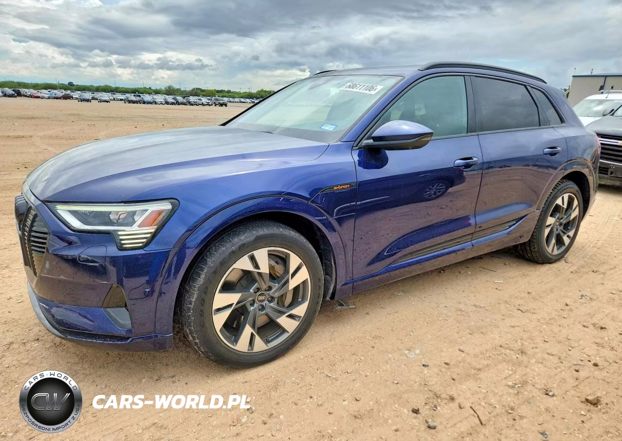 2022 Audi E-Tron Premium
