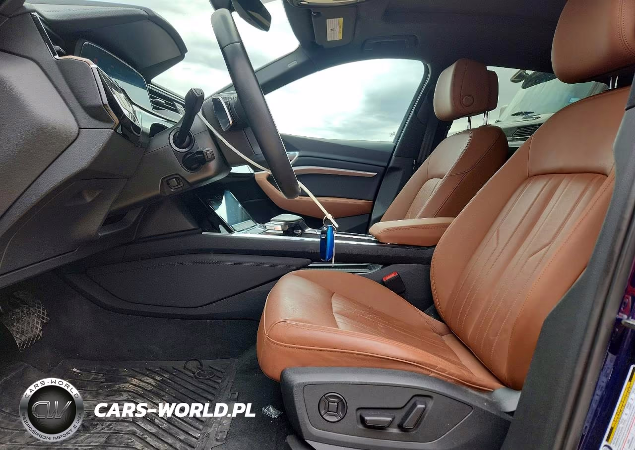 2022 Audi E-Tron Premium VIN:WA1AAAGE0NB034681 - 7
