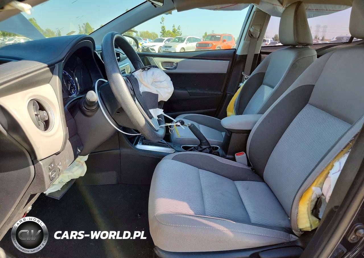 2018 Toyota Corolla Le VIN:5YFBURHE0JP769297 - 7