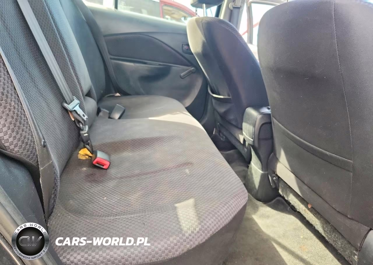 2007 Toyota Yaris Base VIN:JTDBT923571042020 - 10