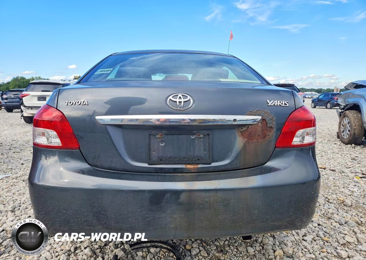 2007 Toyota Yaris Base VIN:JTDBT923571042020 - 6