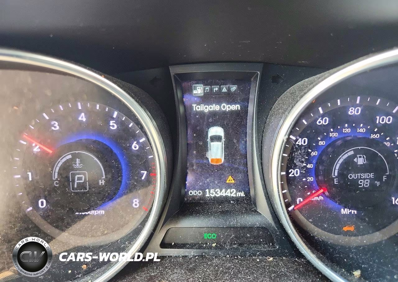 2014 Hyundai Santa Fe Sport 2.4L VIN:5XYZU3LB2EG205072 - 9