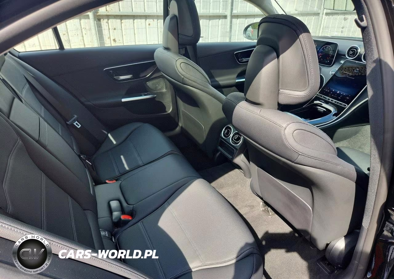 2026 Mercedes-Benz C 300 VIN:W1KAF4GB2TR327863 - 10