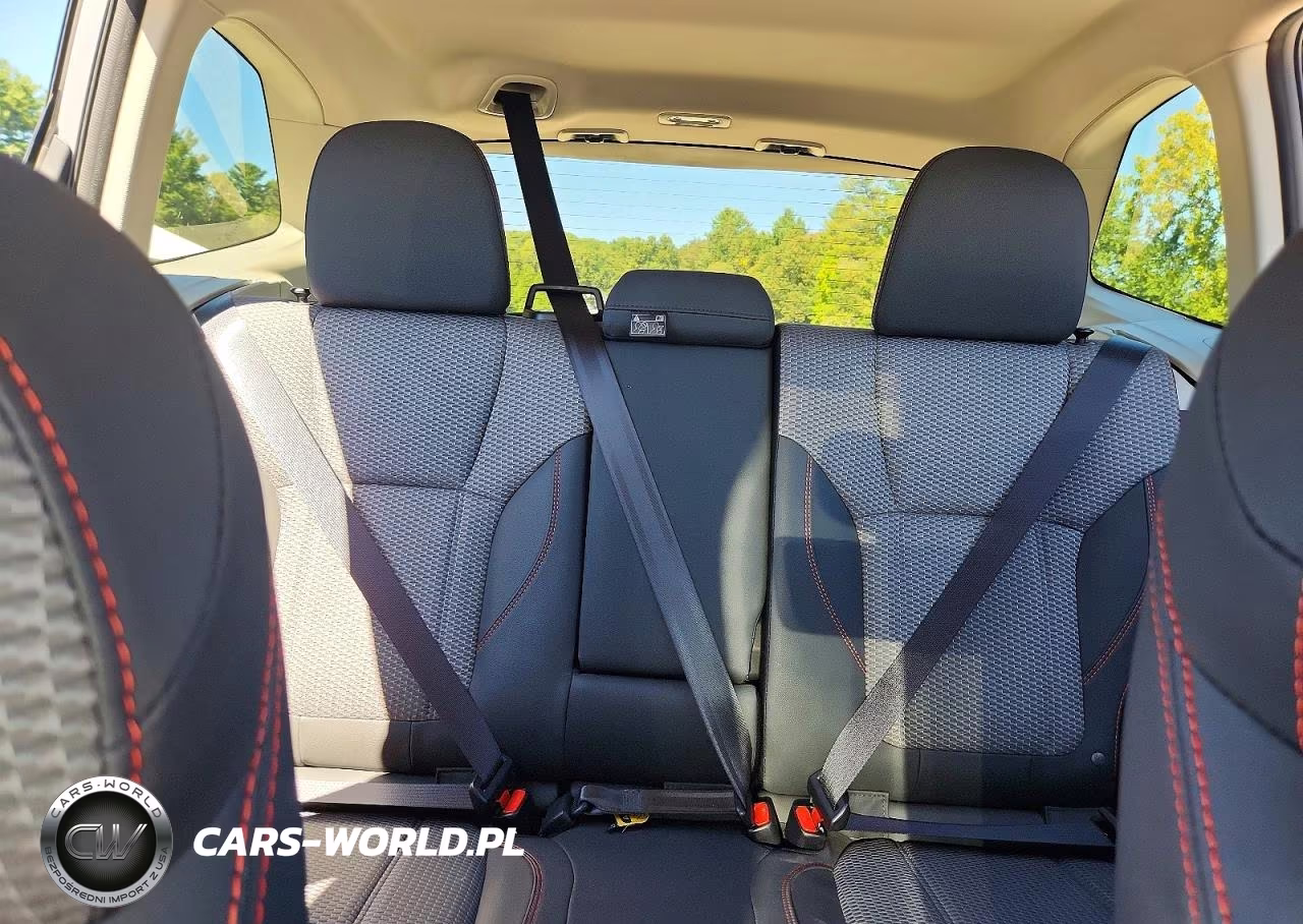 2024 Subaru Forester Sport VIN:JF2SKAGC8RH488400 - 10