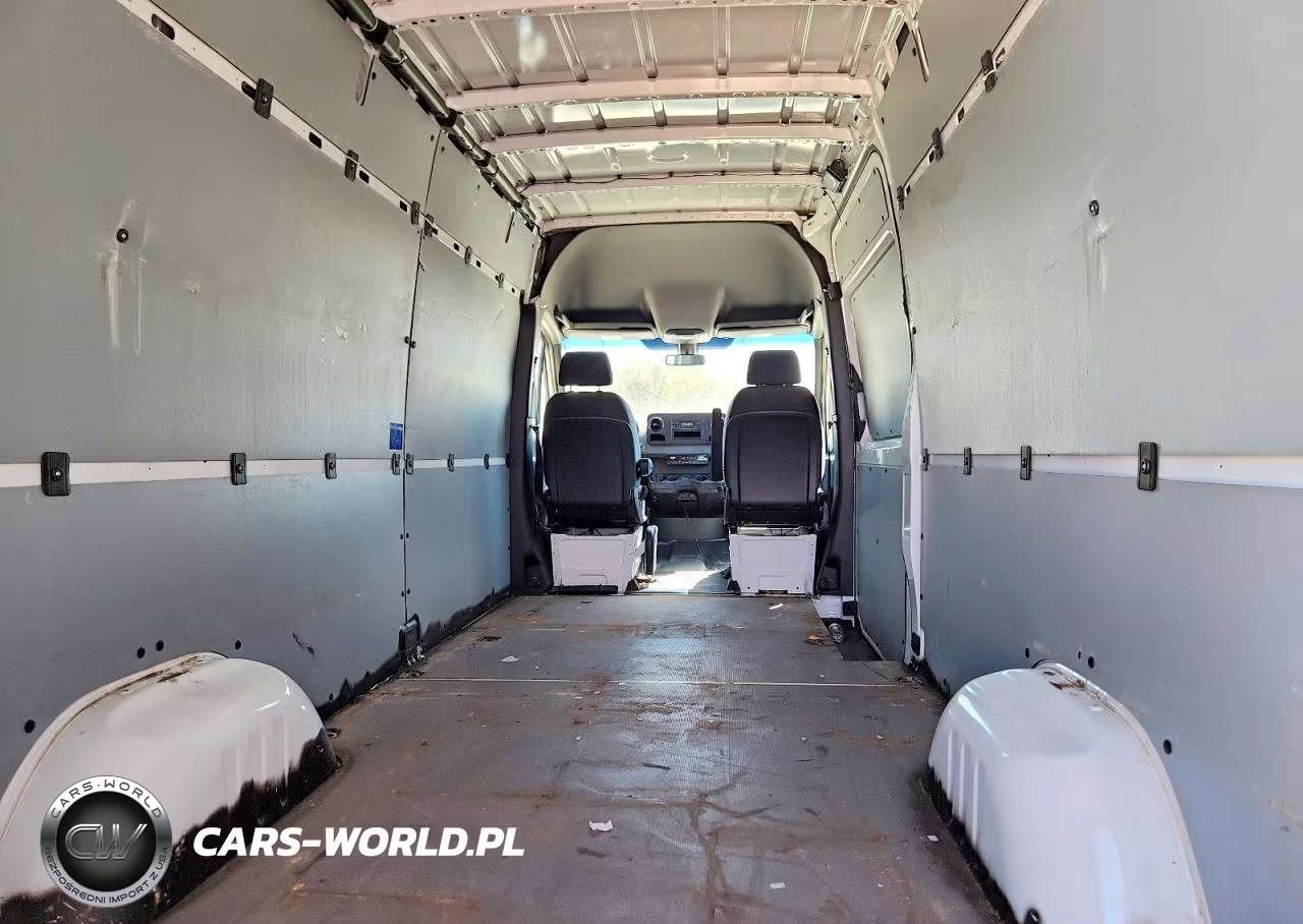 2020 Mercedes-Benz Sprinter 2500 VIN:W1Y4ECHYXLT032404 - 10
