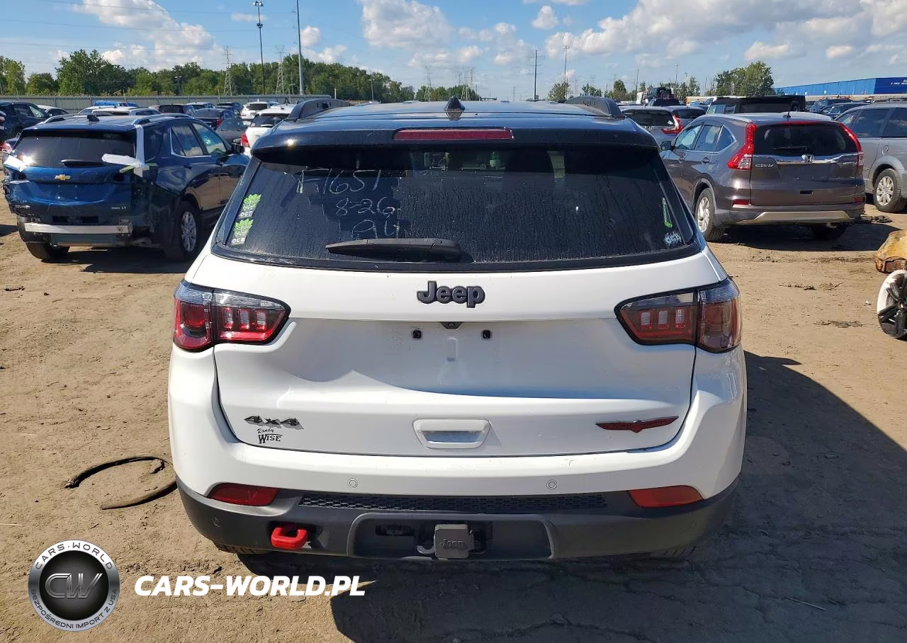 2025 Jeep Compass Trailhawk VIN:3C4NJDDN2ST523641 - 6