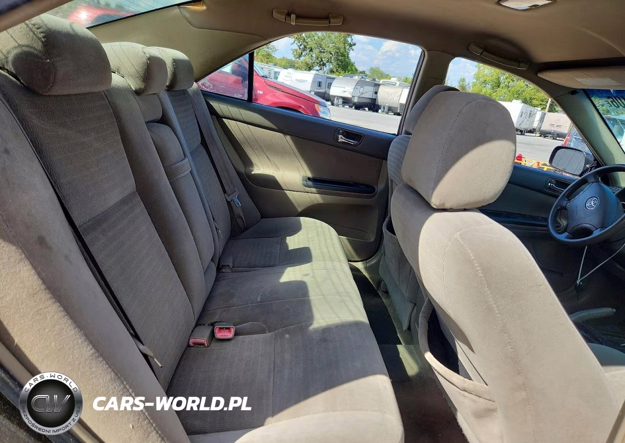 2005 Toyota Camry Le VIN:4T1BE32K45U089786 - 10