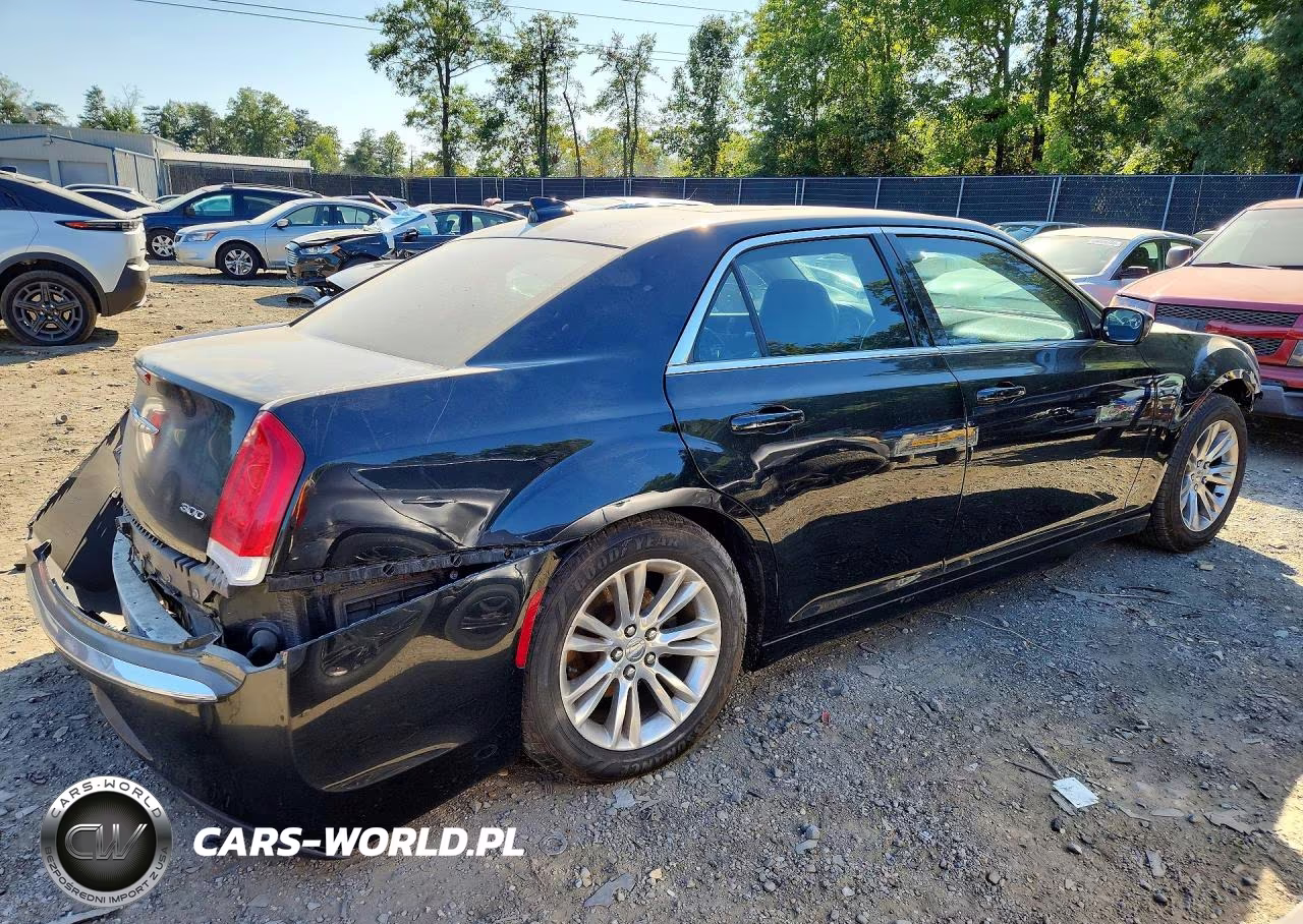 2017 Chrysler 300 300S Awd VIN:2C3CCAGG7HH627092 - 3